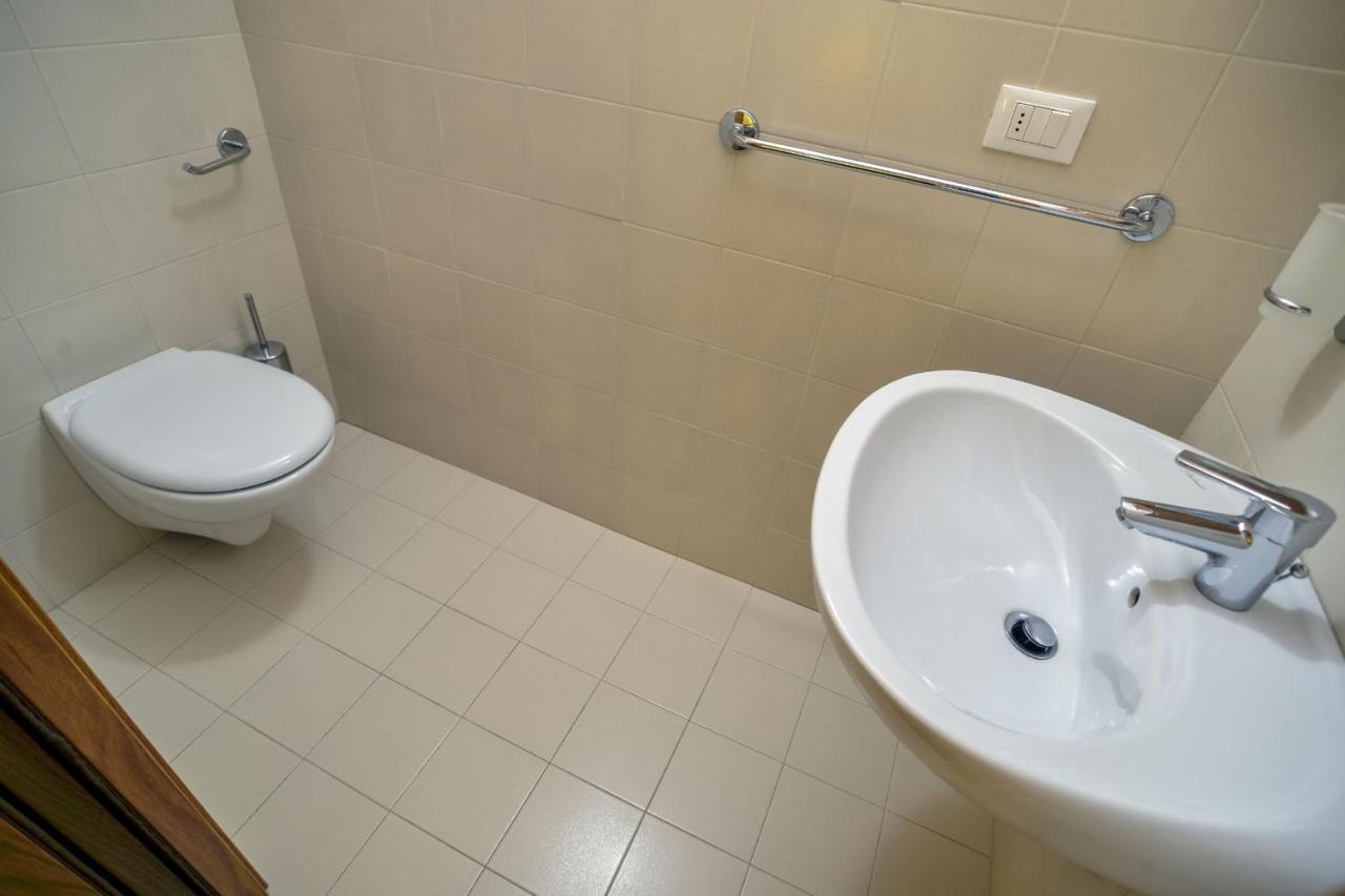 Res.Albare/Solaria Apt.Solandra メッツァーナ エクステリア 写真